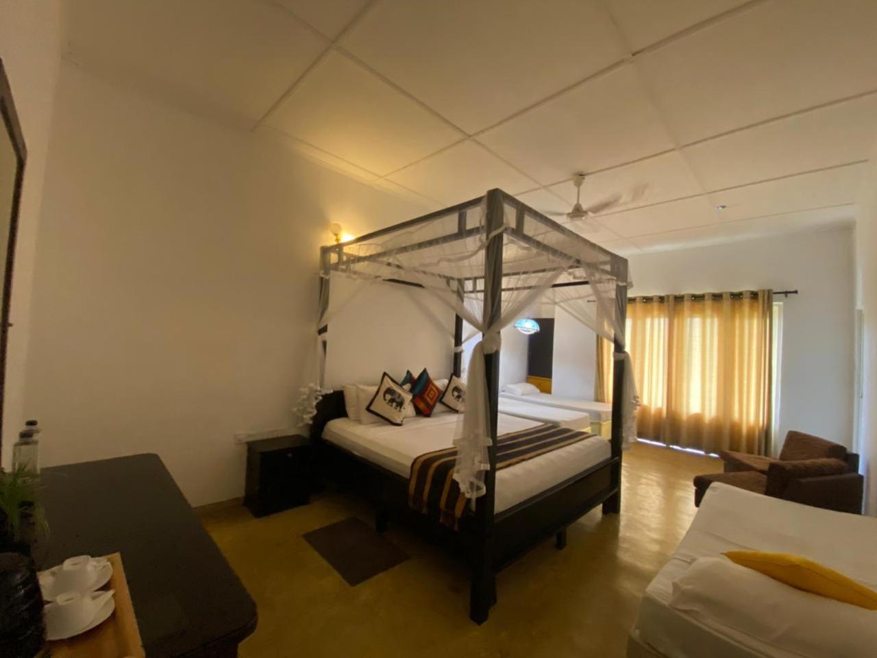 Old Frankland Kandy Luxury Boutique Hotel Zewnętrze zdjęcie