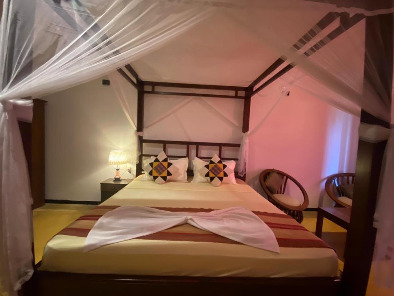 Old Frankland Kandy Luxury Boutique Hotel Zewnętrze zdjęcie