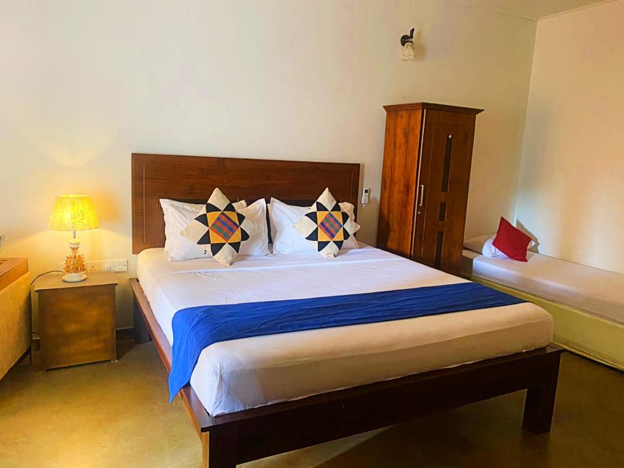 Old Frankland Kandy Luxury Boutique Hotel Zewnętrze zdjęcie